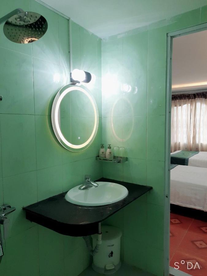 Emerald Hotel Cat Ba Dong Khe Sau ภายนอก รูปภาพ